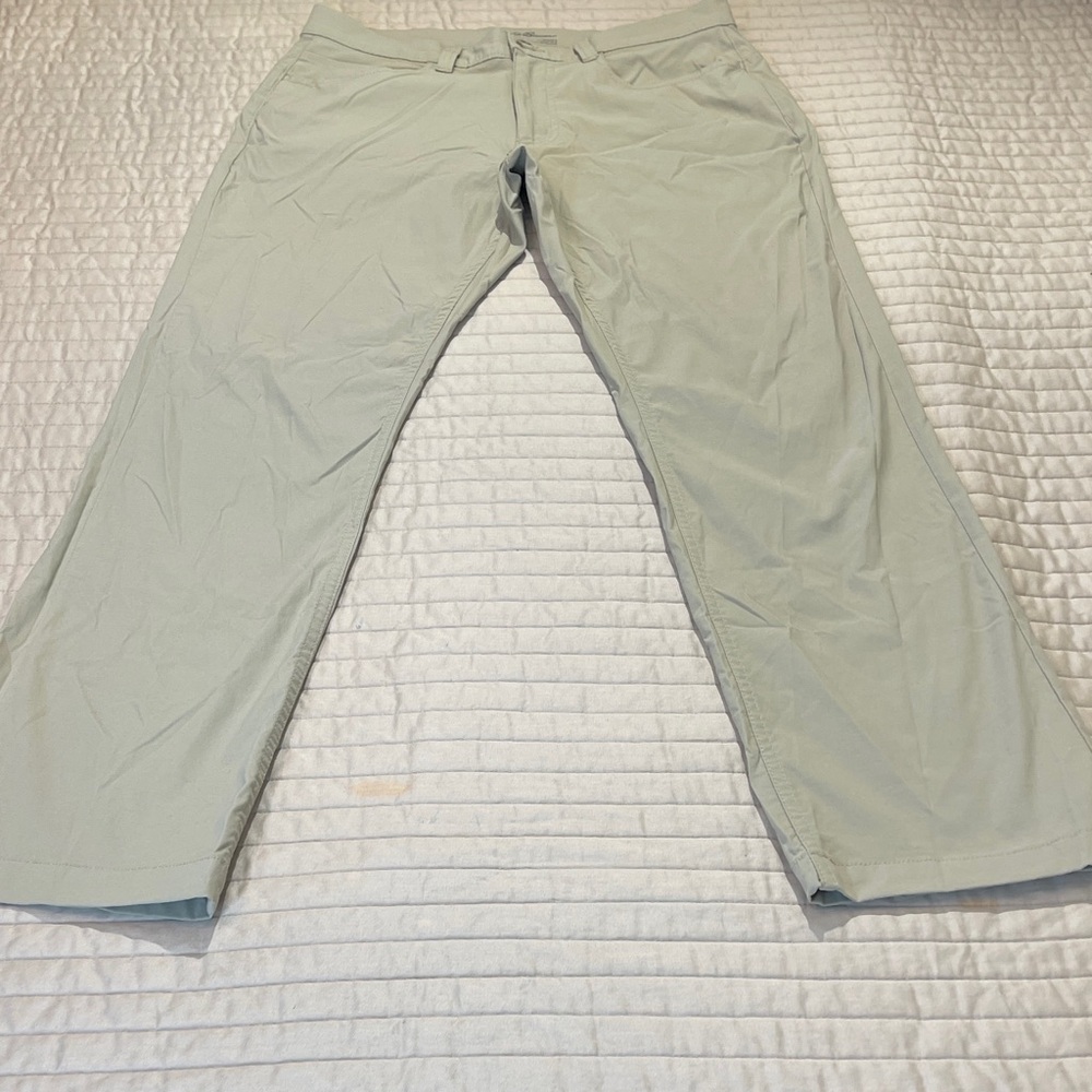 Eddie Bauer TRAVEX Men's KHAKI Light PANTS SIZE 32/32